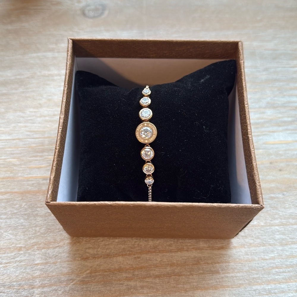 SOLD MICHAEL KORS adjustable rose gold bracelet